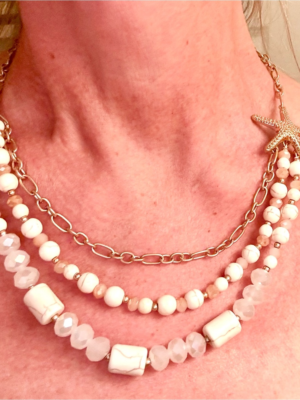 Tommy Bahama NWT starfish three layer necklace - Picture 7 of 8